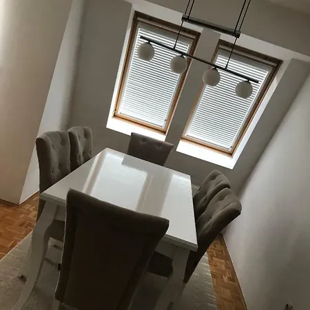 Apartman Emi *